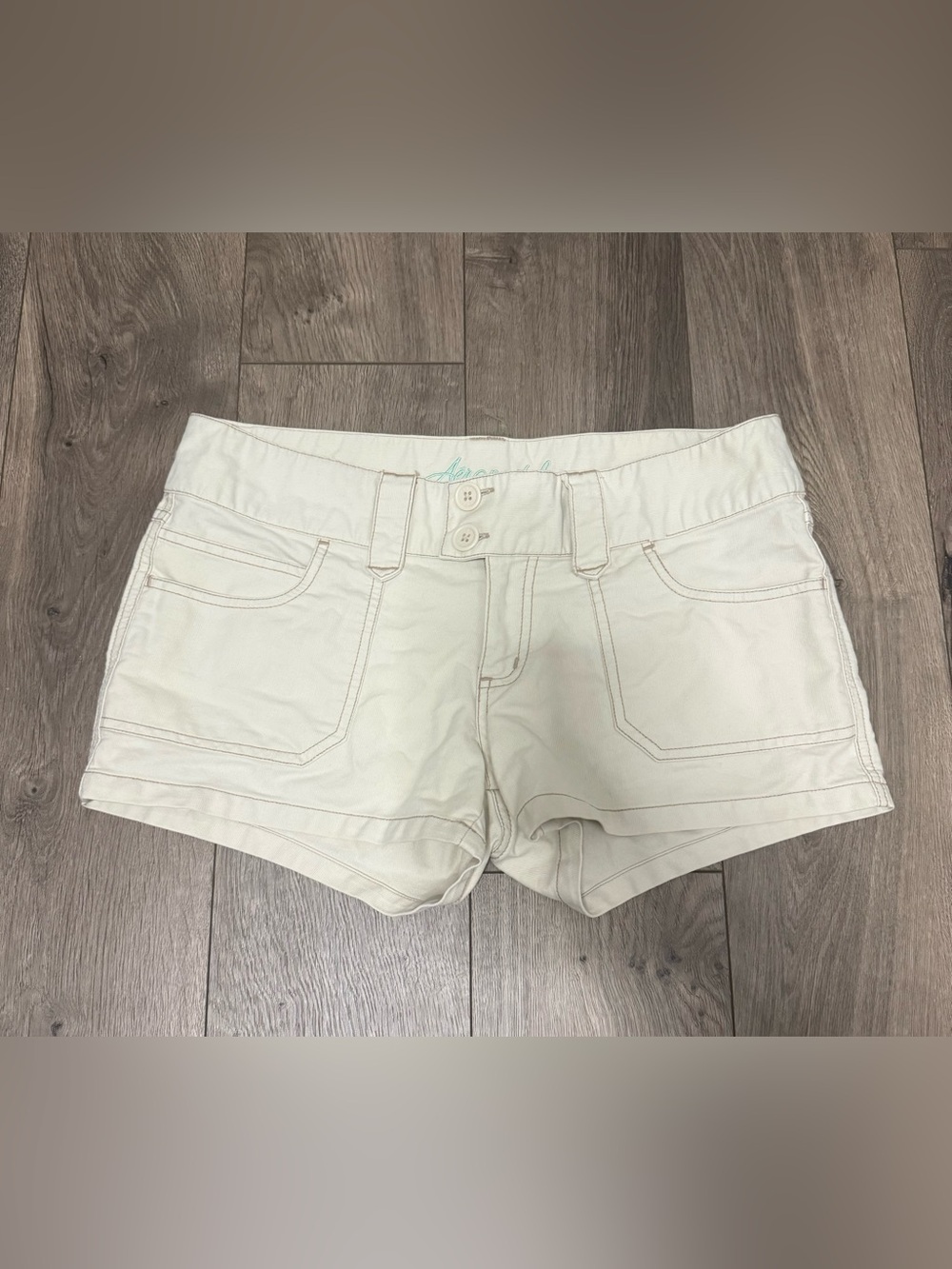 Aeropostale Cream Women's Low-Rise Jean Shorts